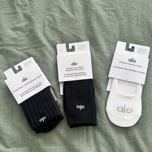 3 pairs of Alo socks